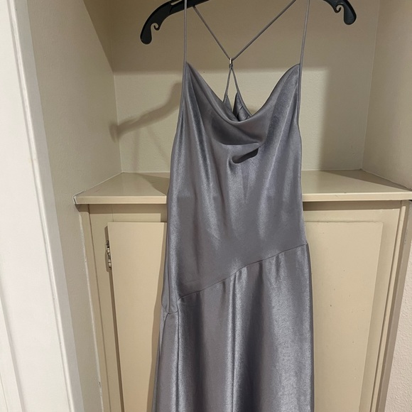 HALSTON. Silver bias cut drop neckline open back dress! Hi Lo MIDI - Picture 4 of 13
